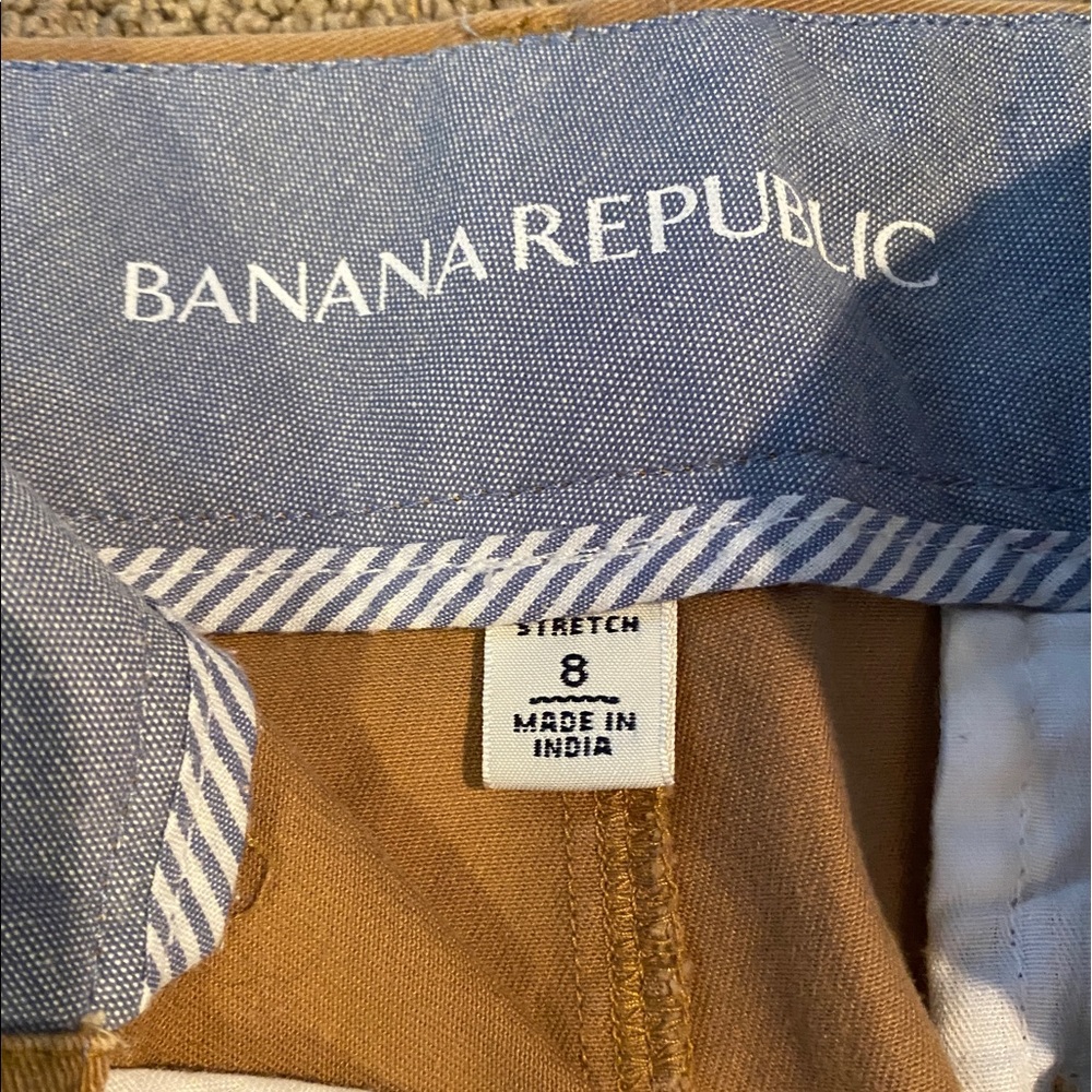 Banana republic khaki skirt